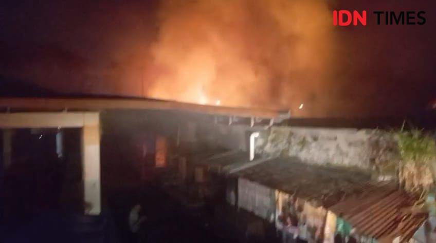 Malam Lebaran, Pasar Cigasong Majalengka Terbakar