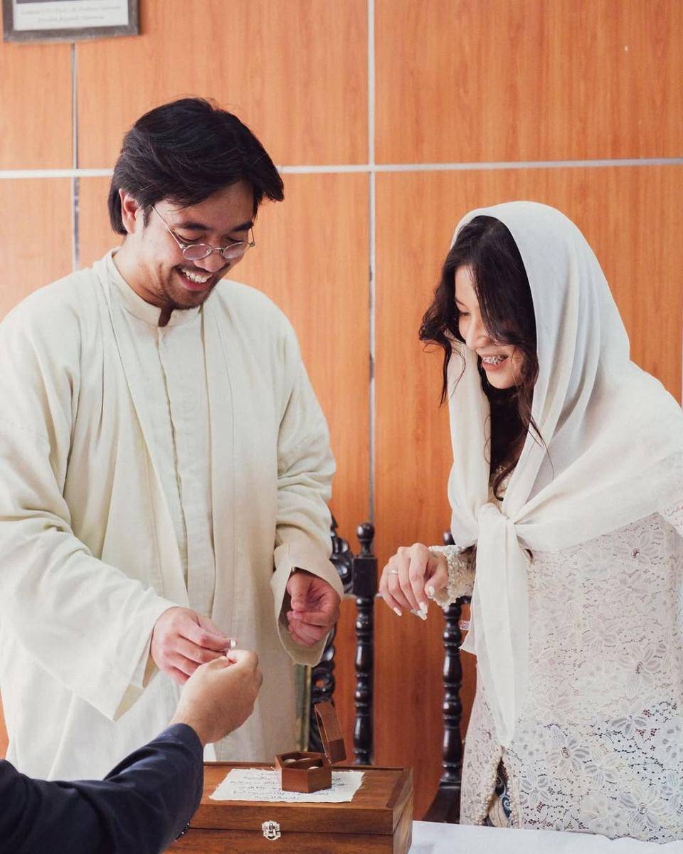 gaya Danilla Riyadi saat Akad Nikah (instagram.com/danillariyadi)