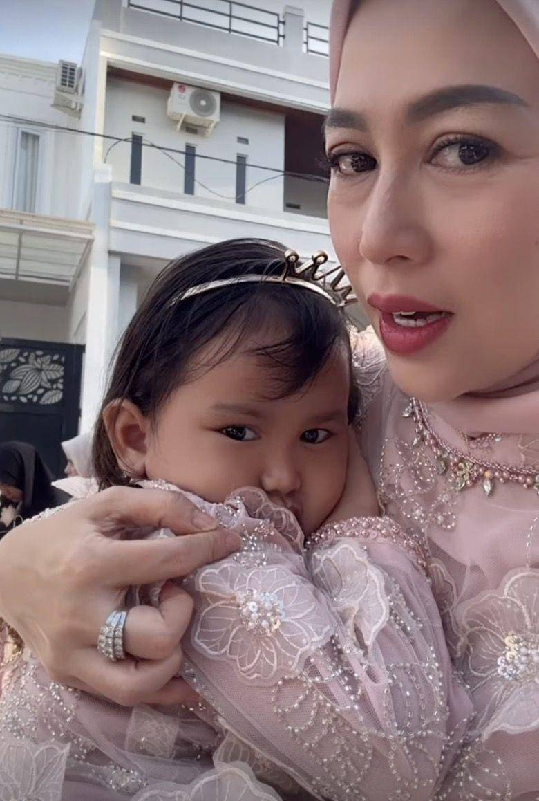 momen artis Salat Id 2025 (instagram.com/shantydenny)