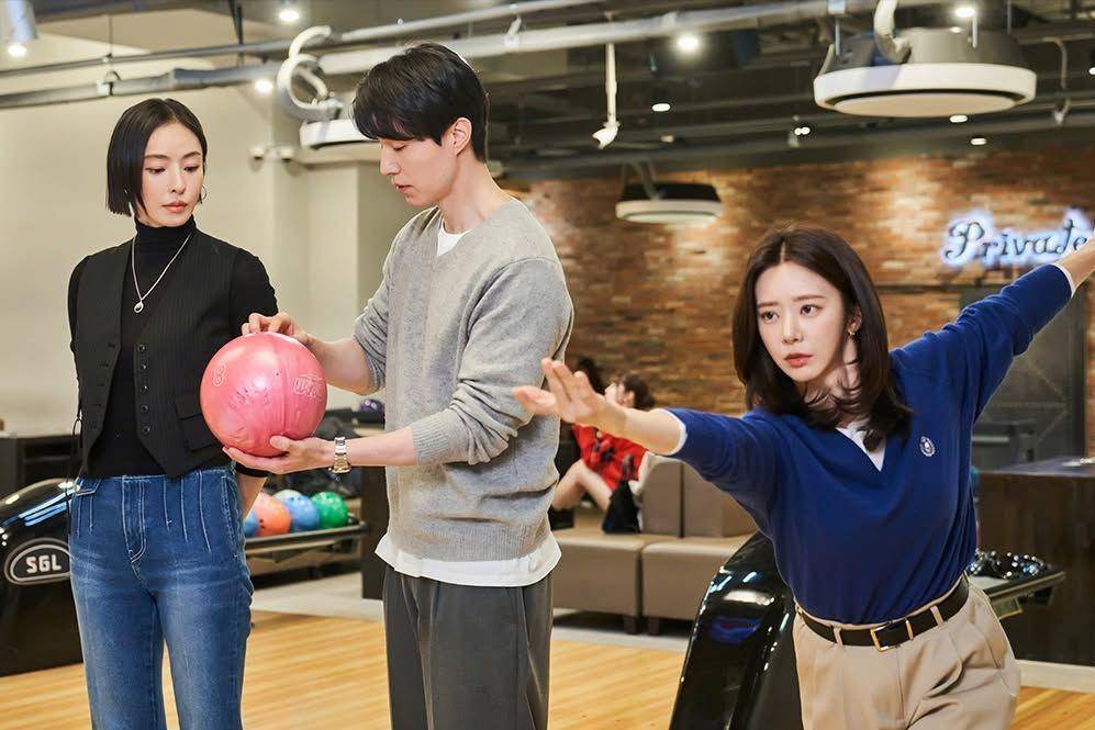 Still cut drama Korea The Divorce Insurance (Instagram.com/tvn_drama)