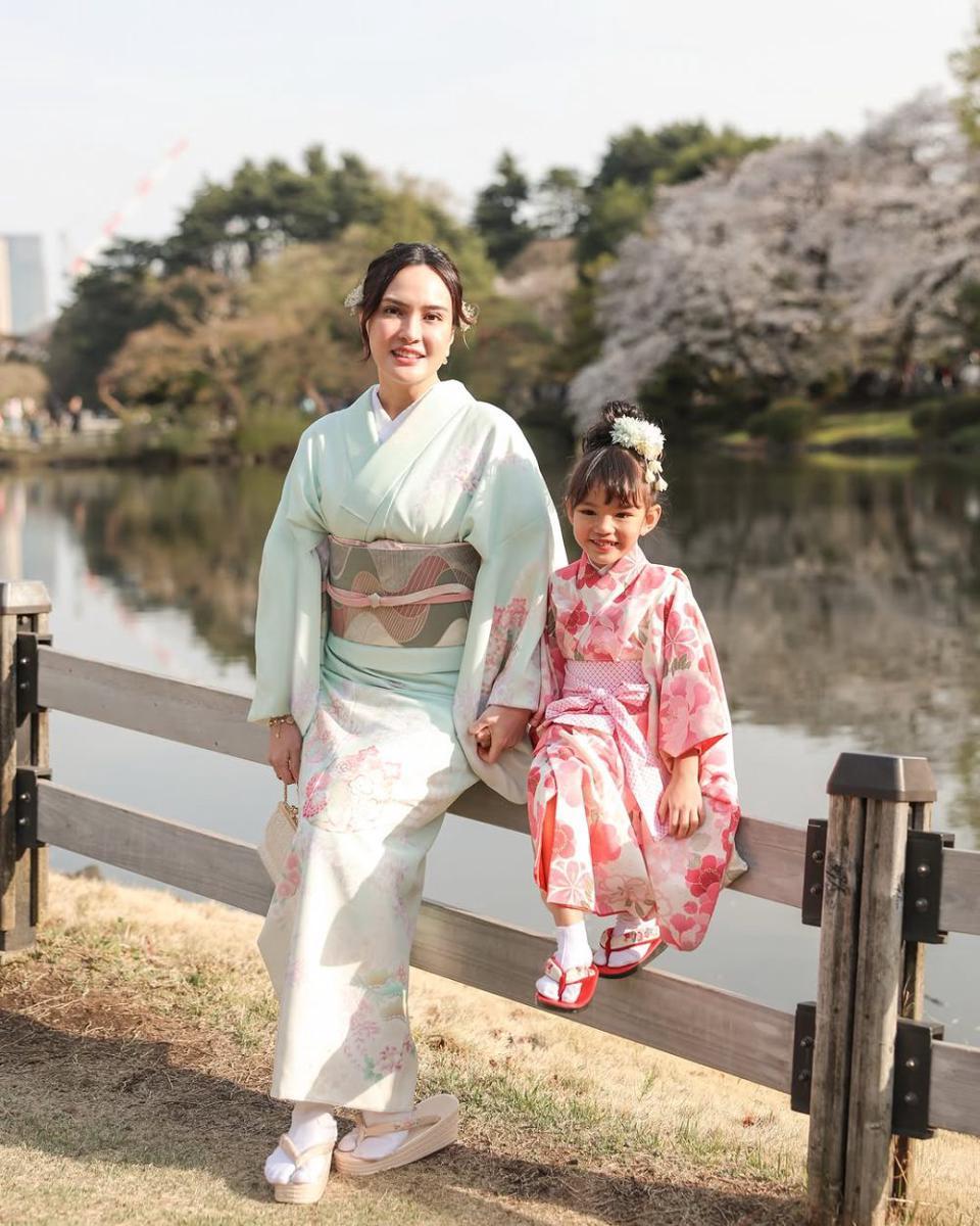 Shandy Aulia di Jepang (instagram.com/shandyaulia)