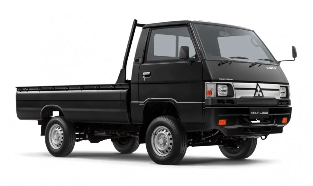 Mitsubishi L300 vs Suzuki Carry, Mana Paling Pas Buat Usahamu?