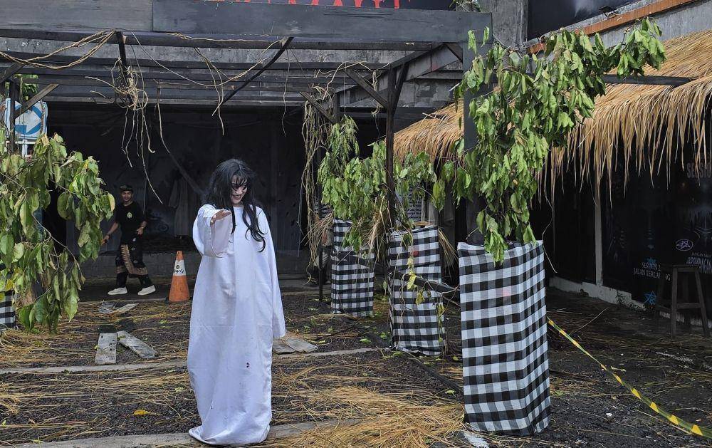 Suasana di wahana rumah hantu Simpang Maut. (dok. Rumah Hantu Indonesia)