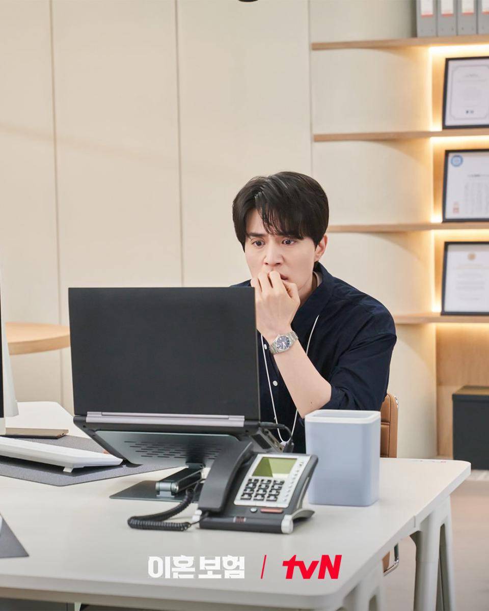 still cuts drama The Divorce Insurance (instagram.com/tvn_drama)