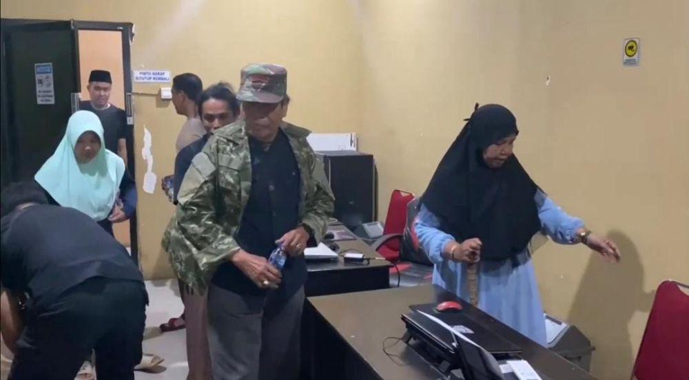 Pimpinan Aliran Sesat di Maros Ditangkap, Sejumlah Benda Pusaka Disita