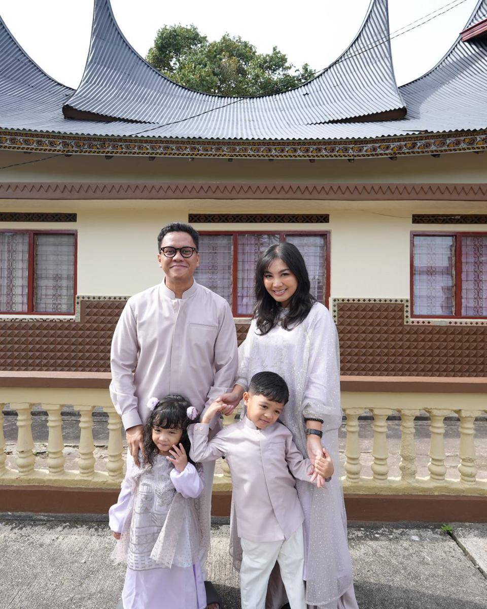 Arief Muhammad pulang kampung (Instagram.com/ariefmuhammad)