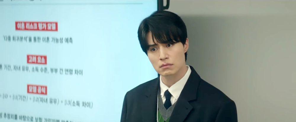 Cuplikan drama The Divorce Insurance (dok. tvN/The Divorce Insurance)