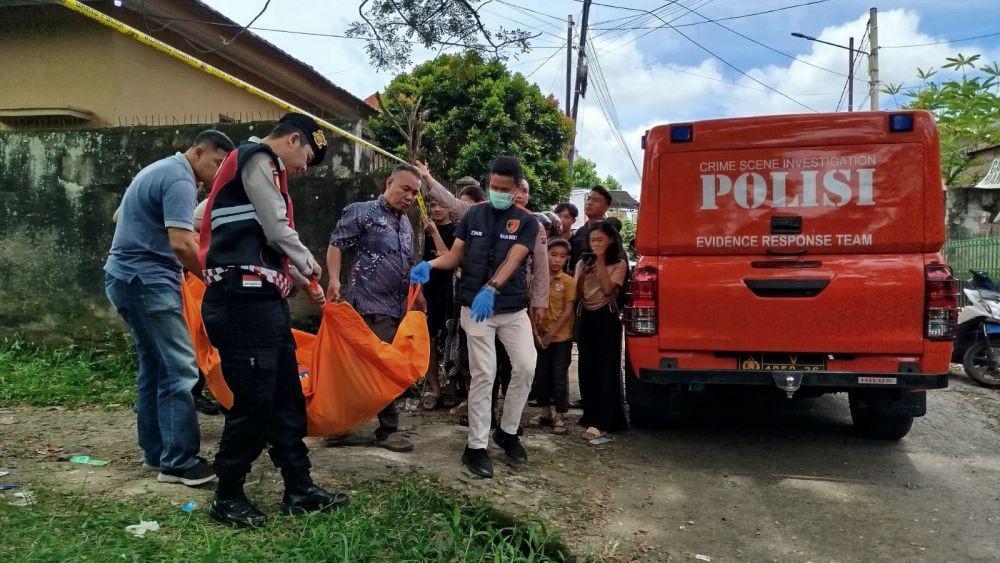 Fakta Mayat di Pasar Satelit, Dibuang Teman usai Pesta Miras