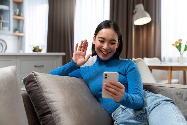 Ilustrasi video call keluarga (freepik.com/freepik)