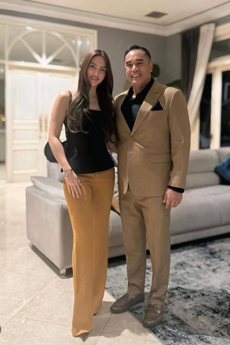 Anniversary Nia Ramadhani dan Ardi Bakrie (Instagram.com/ramadhaniabakrie)