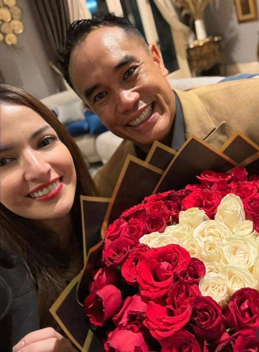 Anniversary Nia Ramadhani dan Ardi Bakrie (Instagram.com/ramadhaniabakrie)