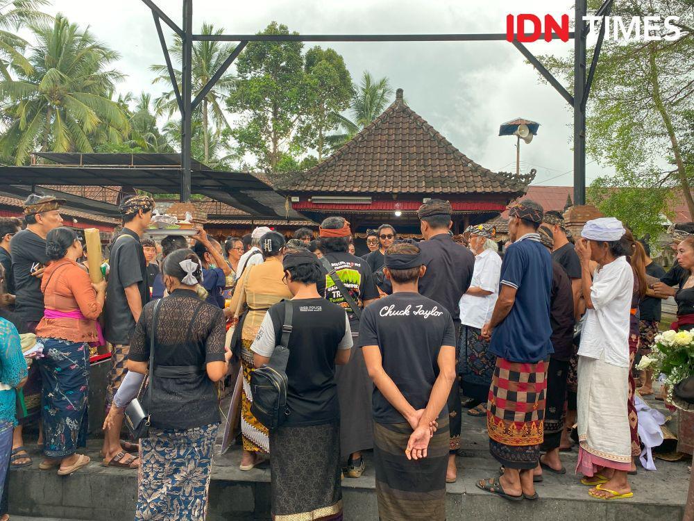 Apa Itu Ngayah, Tradisi Gotong Royong ala Umat Hindu Bali