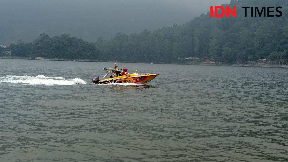 Suasana hari libur lebaran di telaga Sarangan Magetan. IDN Times/ Riyanto.