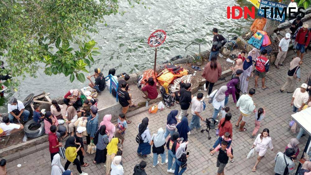 Suasana hari libur lebaran di telaga Sarangan Magetan. IDN Times/ Riyanto.