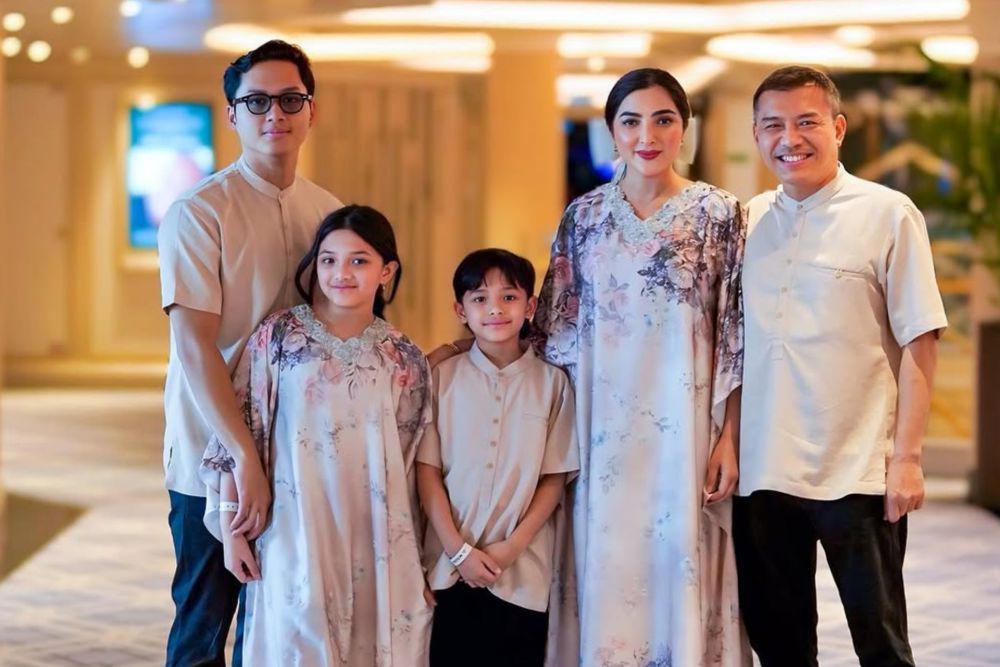 9 Foto Lebaran 2025 Keluarga Anang–Ashanty, Bareng Calon Besan!