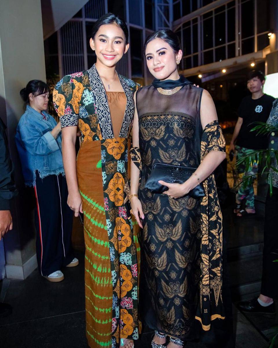 OOTD Pemain Film Norma: Antara Mertua dan Menantu (@stefanmotret via instagram.com/neysachandria)