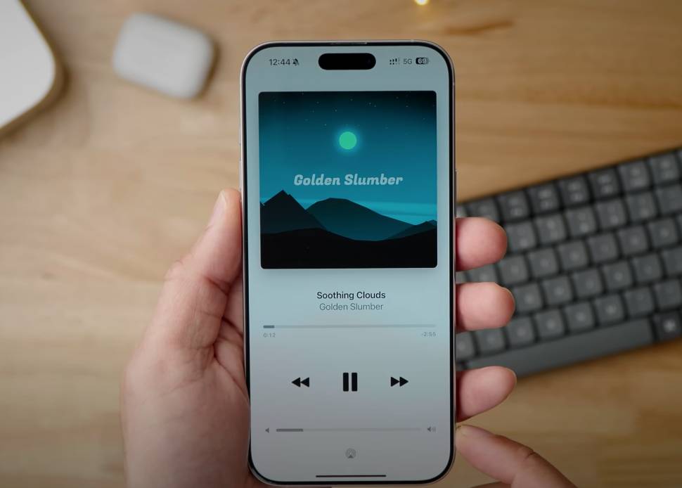 fitur hide recent searches di Safari juga menjadi salah satu peningkatan dalam pembaruan iOS 18.4 (youtube.com/9to5Mac)