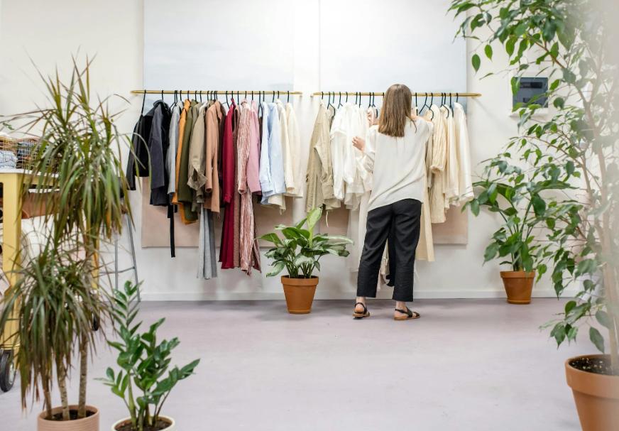 5 Cara Menyimpan Baju Lebaran agar Awet Sampai Tahun Depan