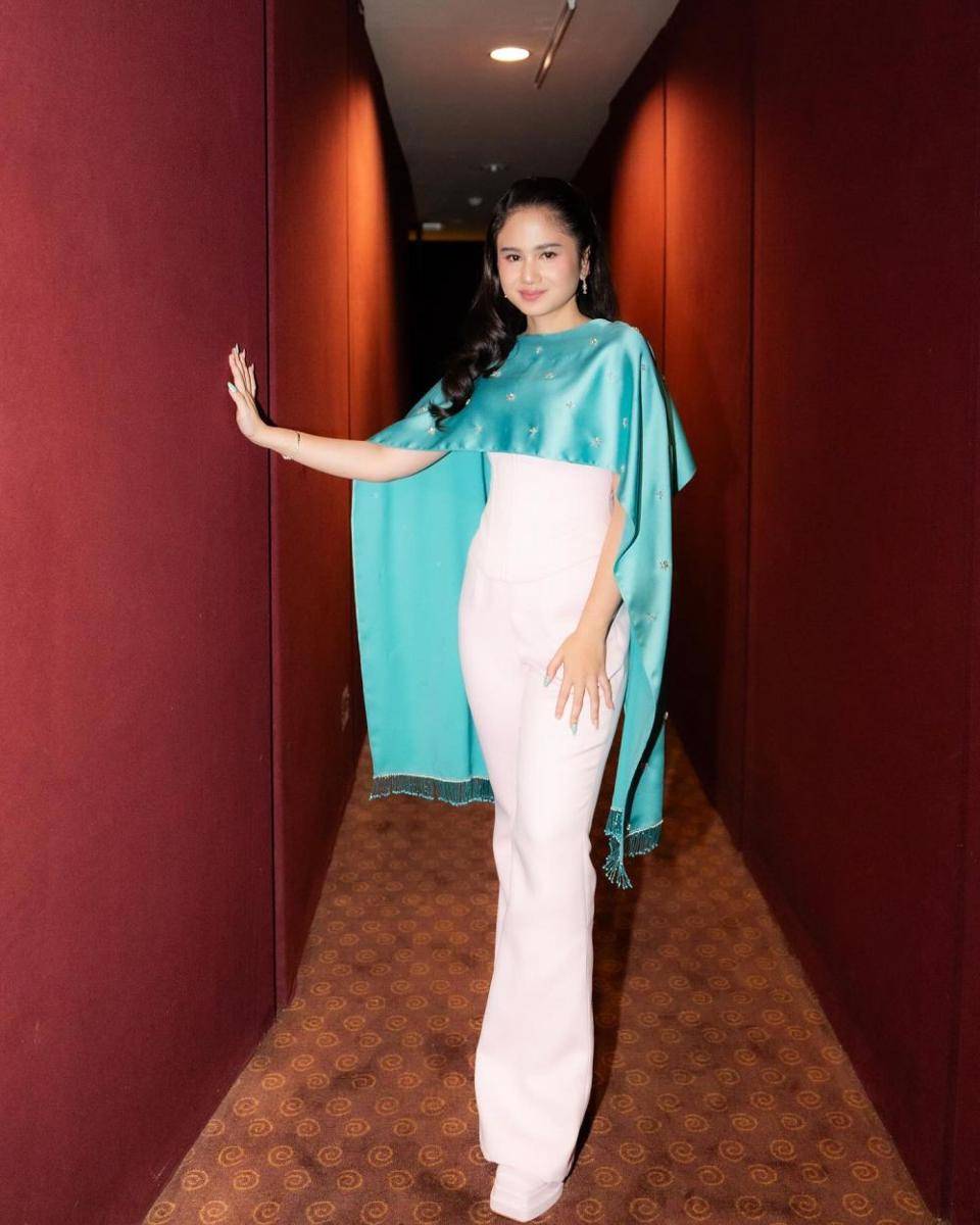 OOTD Pemain Film Norma: Antara Mertua dan Menantu (@robi_juniarta @snap.nuel via instagram.com/tissabiani)