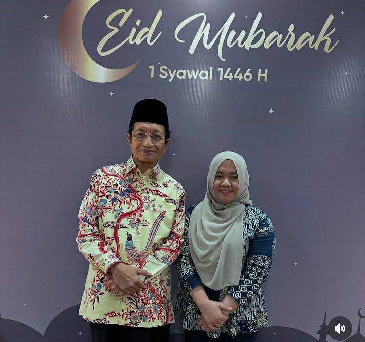 mbak Lala lebaran di rumah baru bersama keluarga (instagram.com/shela_lala96)