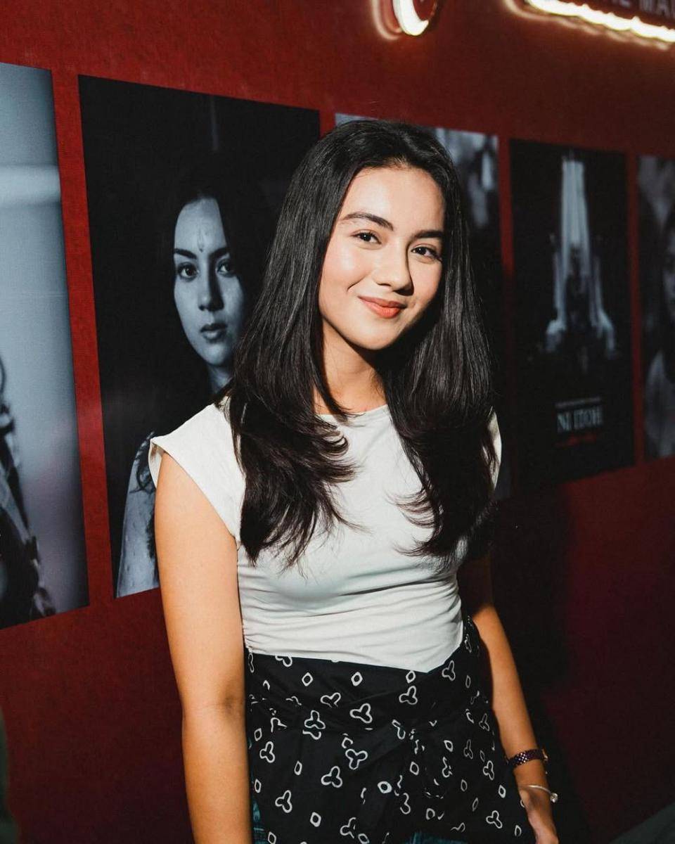 Ersya Aurelia (@imanbrain via instagram.com/ersyaurel)