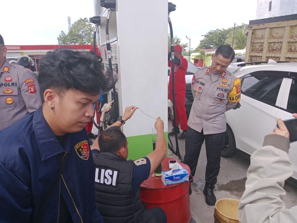 Polres Bontang melakukan sidak di sejumlah SPBU pada Rabu (2/3/2025) kemarin. (Dok. Polres Bontang)