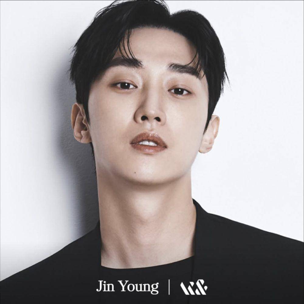 Jung Jinyoung (instagram.com/hiand.official)