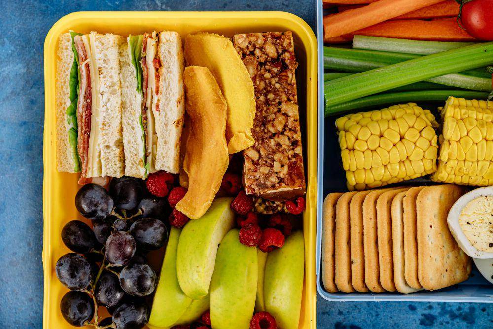 ilustrasi bekal makanan (pexels.com/Antoni Shkraba)