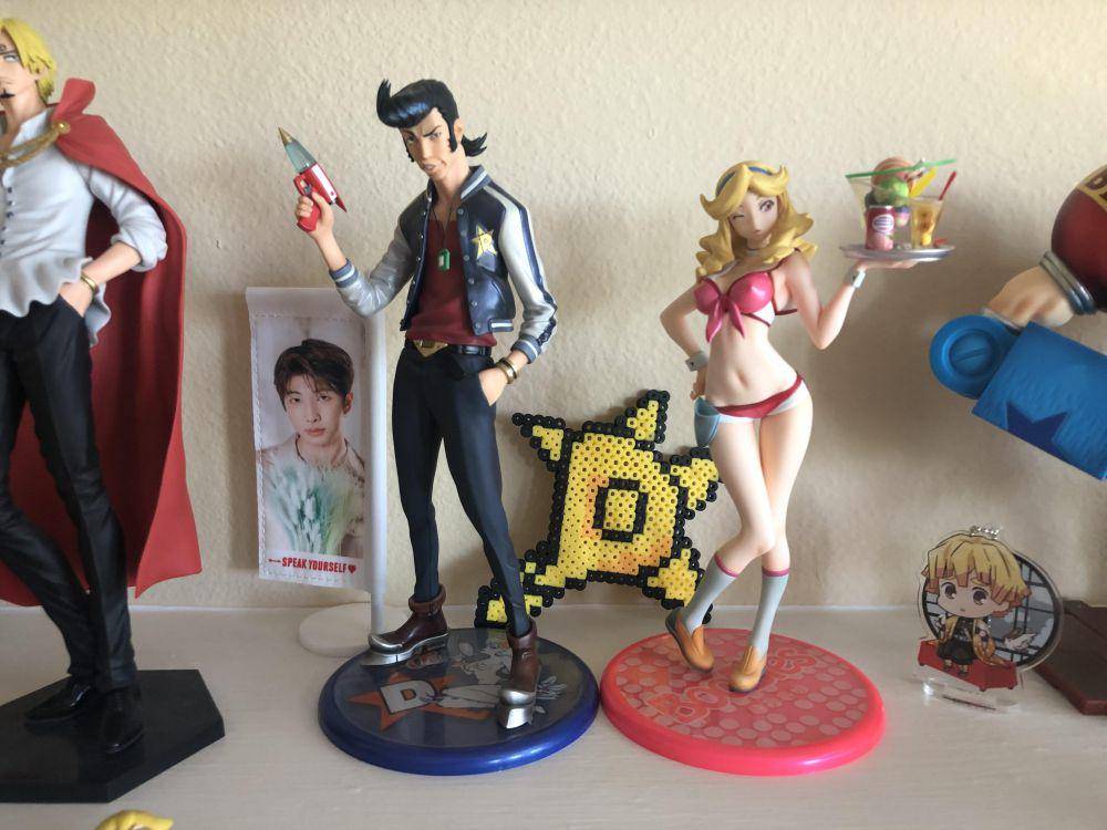 potret koleksi Space Dandy (reddit.com/user/_snoozie_)