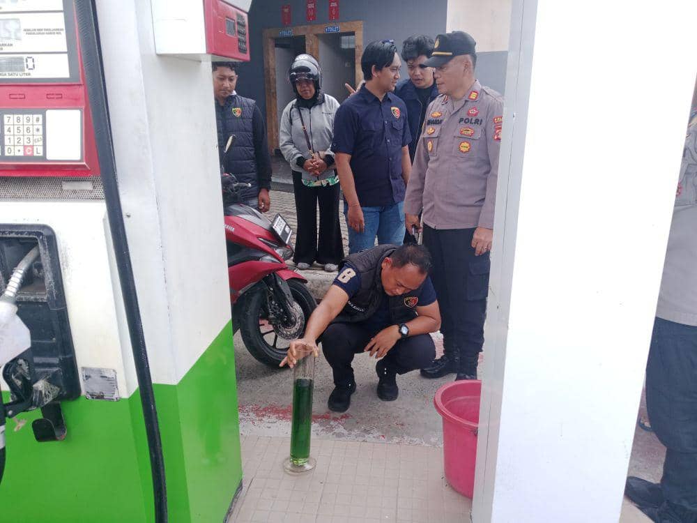 Kepolisian memastikan BBM yang dijual di SPBU Kota Bontang layak. (Dok. Polres Bontang)