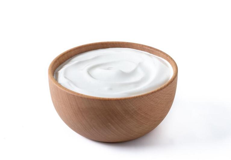 ilustrasi greek yogurt (freepik.com/chandlervid85)