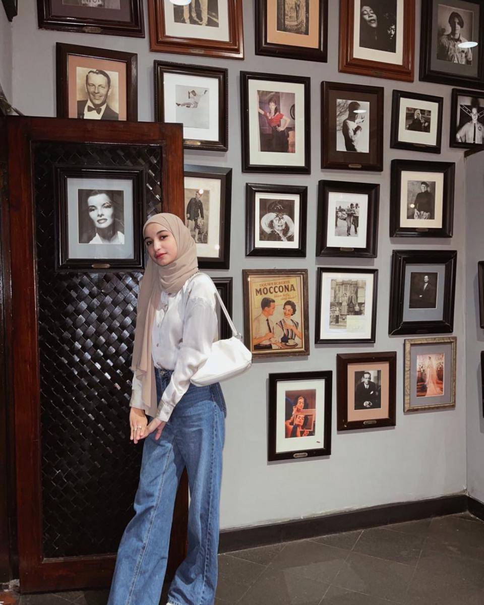 Outfit halal bi halal ala Cut Intan Nabila (instagram.com/cut.intannabila)