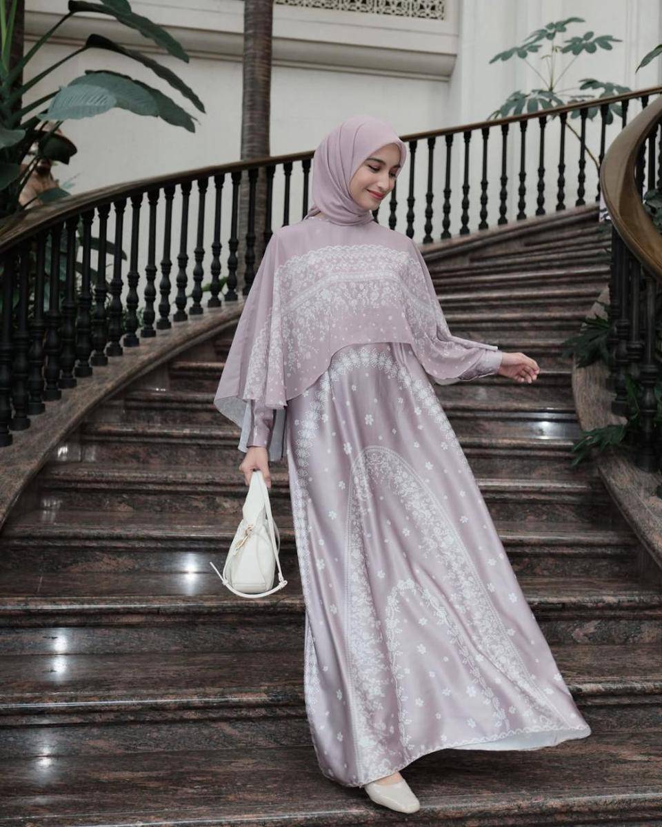 Outfit halal bi halal ala Cut Intan Nabila (instagram.com/cut.intannabila)