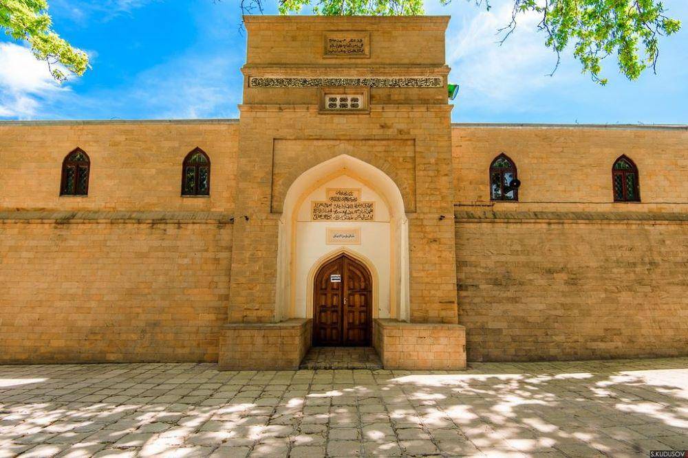 Masjid Raya Derbent, Dagestan (commons.wikimedia.org/Сулим Кудусов, CC BY-SA 3.0)