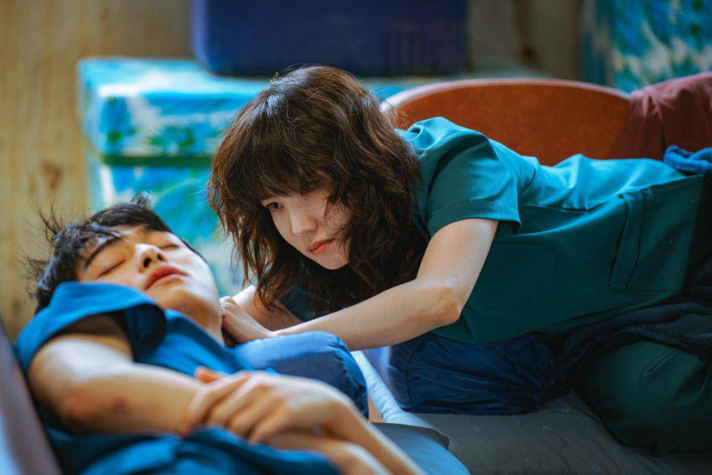 cuplikan drama Korea Hyper Knife (twitter.com/NAMOOACTORS2004)