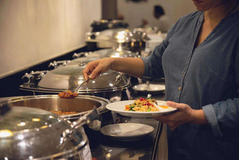 5 Aturan Tak Tertulis saat Sarapan di Hotel, Harus Tahu Situasi
