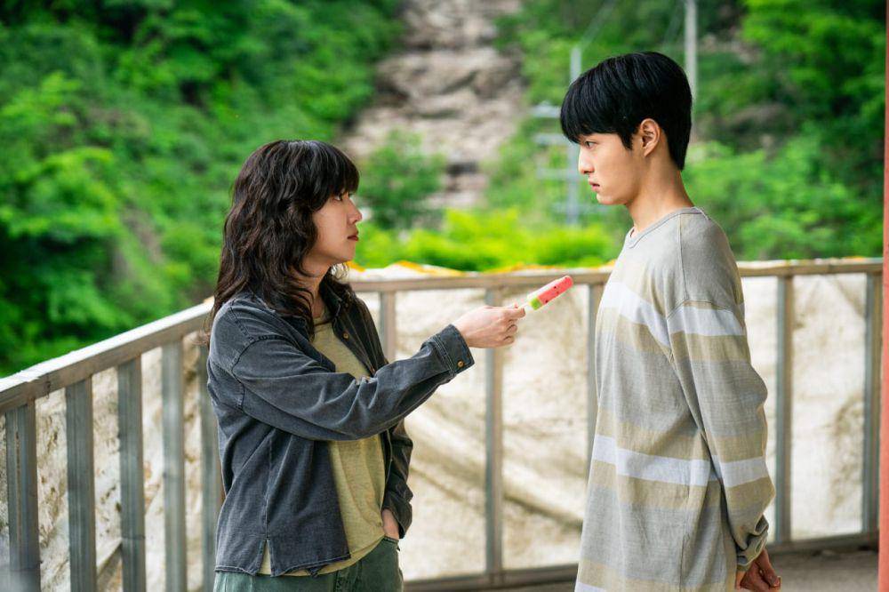 cuplikan drama Korea Hyper Knife (twitter.com/NAMOOACTORS2004)
