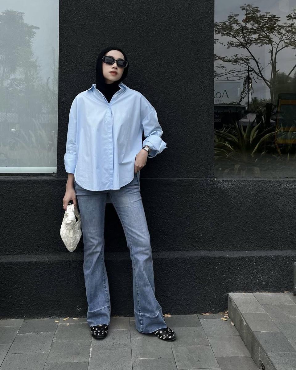potret ide OOTD Hijab smart casual look ala Dela Ayu (instagram.com/delaaayuu)