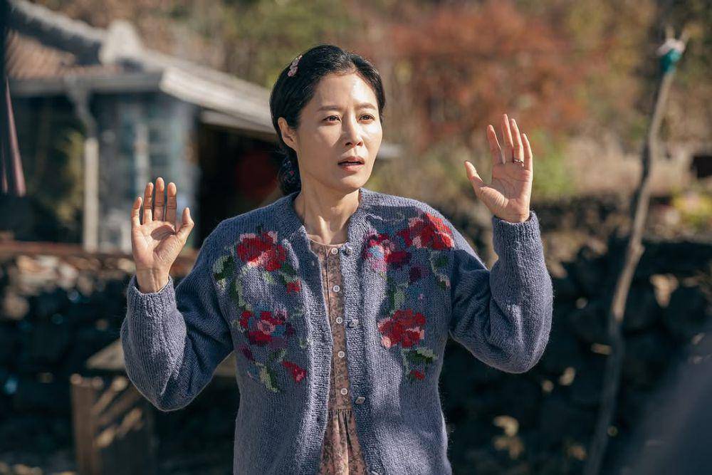 still cut drakor When Life Gives You Tangerines (instagram.com/netflixkr)