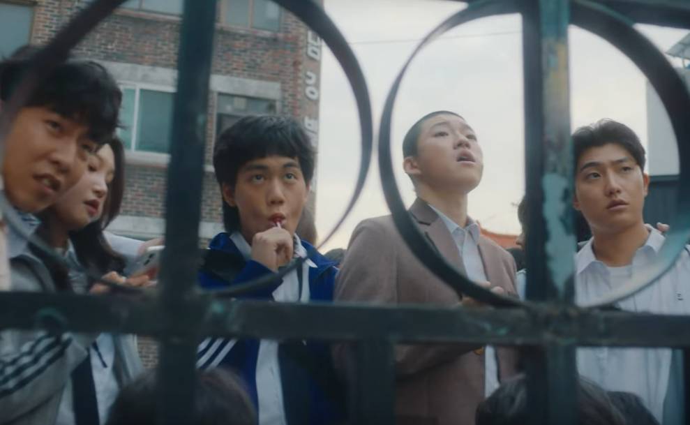 still cut drama Korea Way Back Love (youtube.com/@TVING_official)