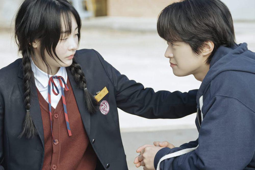 Gong Myung dan Kim Min Ha di KDrama Way Back Love (instagram.com/tving.official)