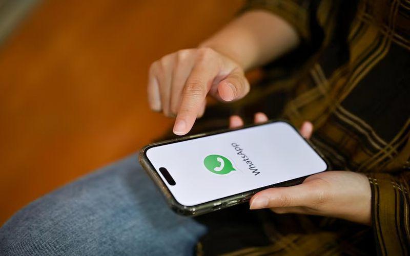 Kenapa Harus Buka WhatsApp Dulu Baru Muncul Notifikasi?