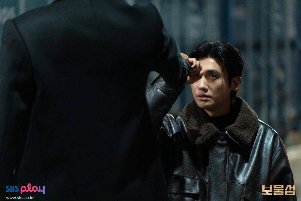 cuplikan drakor Buried Hearts (dok. SBS/Buried Hearts)