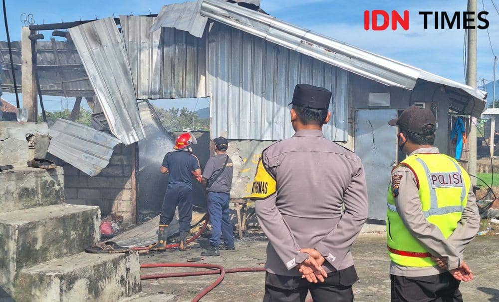 Kandang ayam milik Karmanto di Desa Lembeyan Wetan, Kecamatan Lembeyan, Kabupaten Magetan ludes terbakar. IDN Times/ Riyanto.