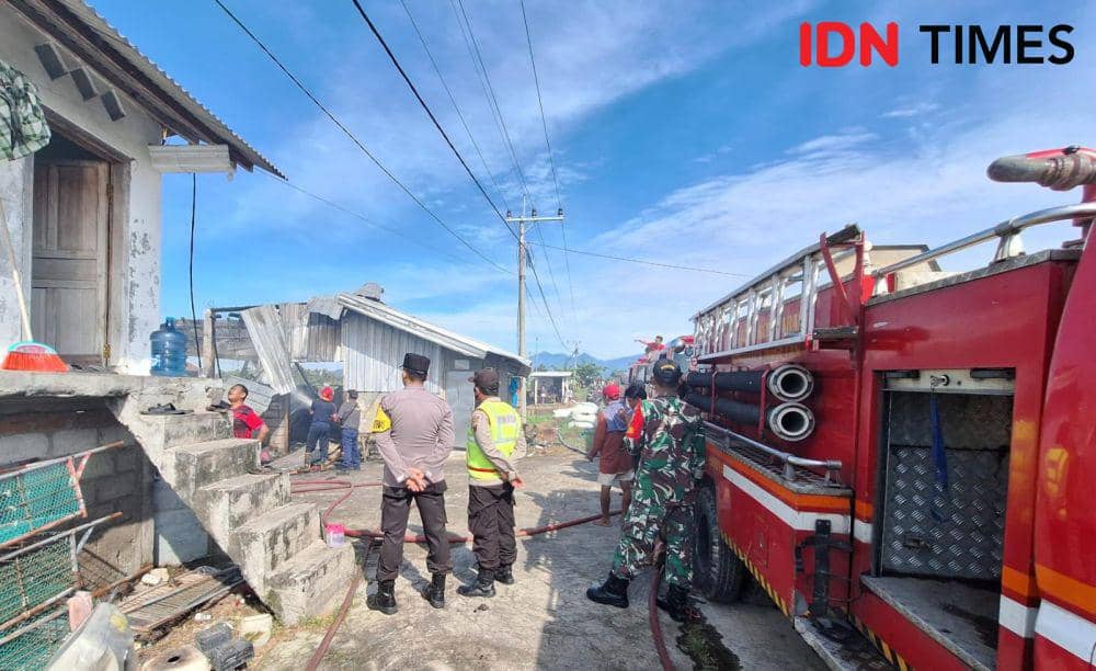 Kandang ayam milik Karmanto di Desa Lembeyan Wetan, Kecamatan Lembeyan, Kabupaten Magetan ludes terbakar. IDN Times/ Riyanto.