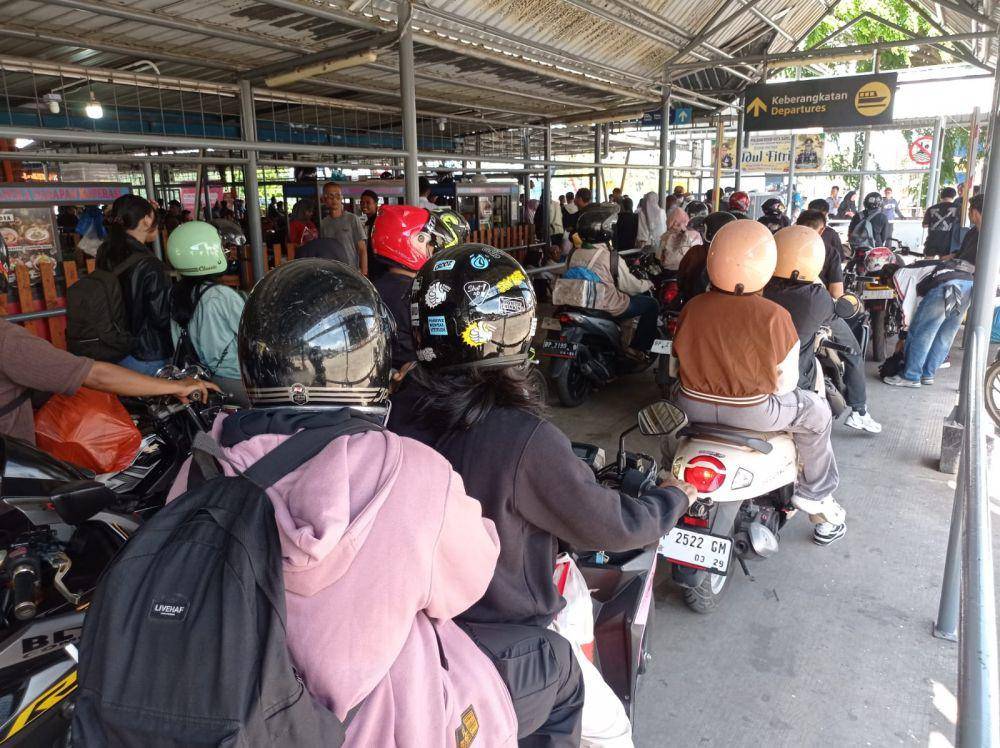 Arus balik di Pelabuhan Roro Telaga Punggur Batam (IDN Times/Putra Gema Pamungkas)