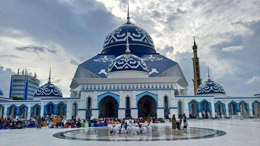 Masjid Agung Raja Hamidah Batam (sispek.batam.go.id)