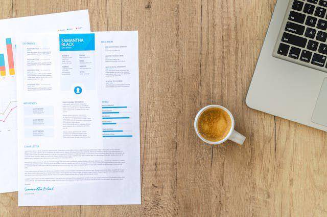 ilustrasi curriculum vitae (pexels.com/Lukas)