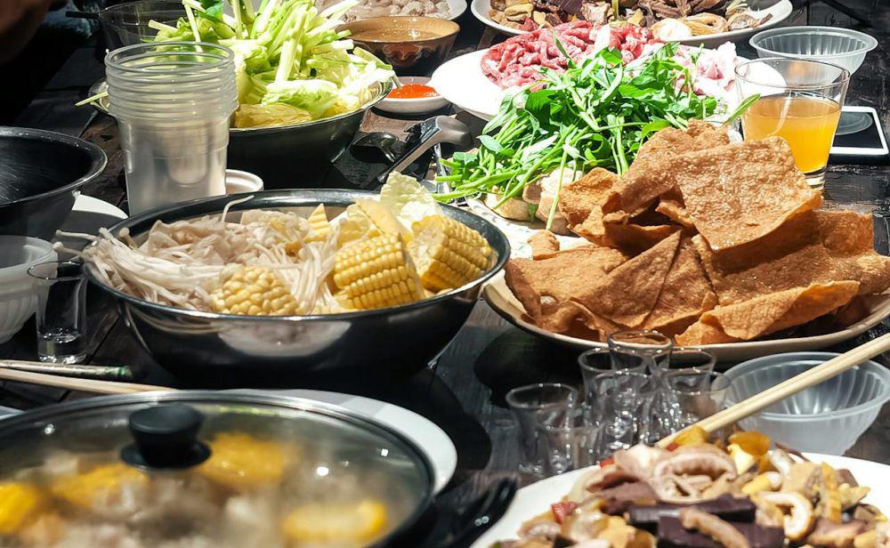 ilustrasi beef shabu shabu (pexels.com/Rob Ruiz)