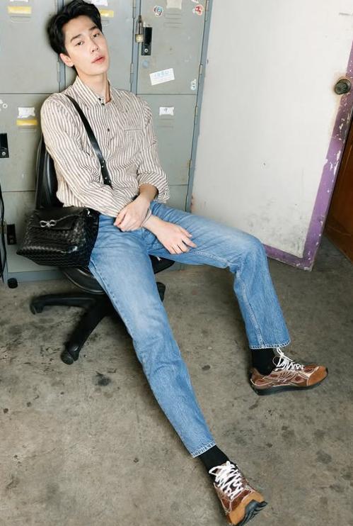 potret Dew Jirawat (instagram.com/dew_jsu)